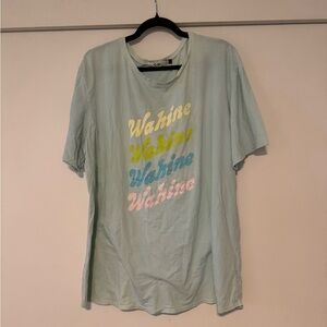 Dolkii wahine tee